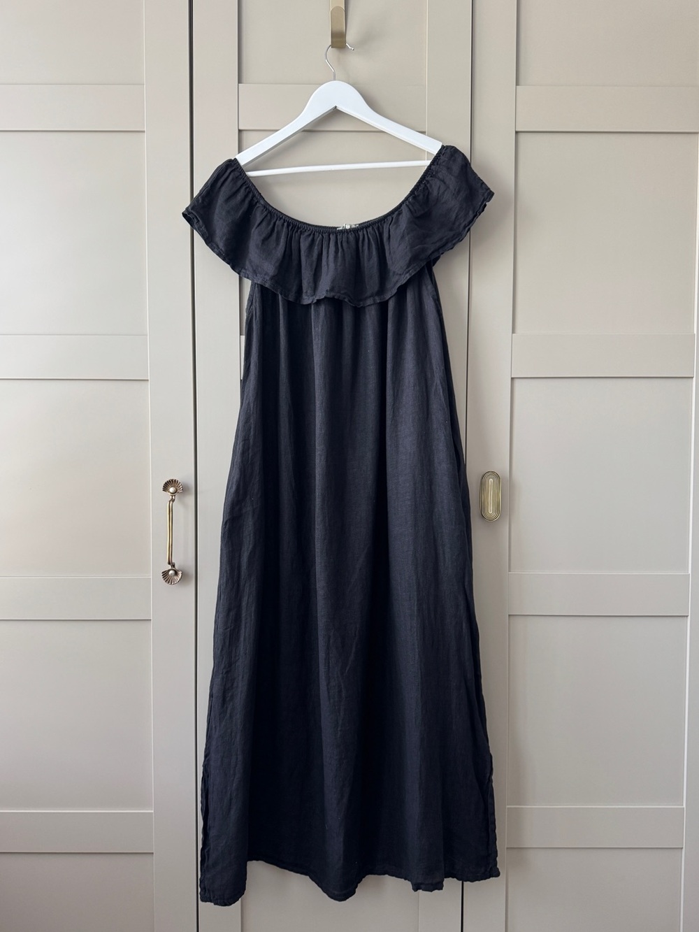 Lemonwood Ruffle Shoulder Black 100% Linen Dress Large